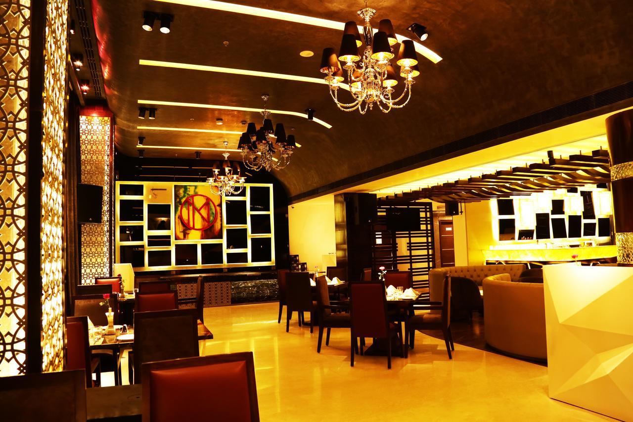Inde Hotel Chattarpur Нью-Делі Екстер'єр фото