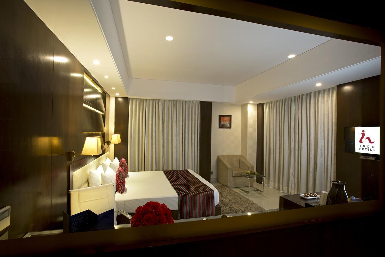 Inde Hotel Chattarpur Нью-Делі Екстер'єр фото